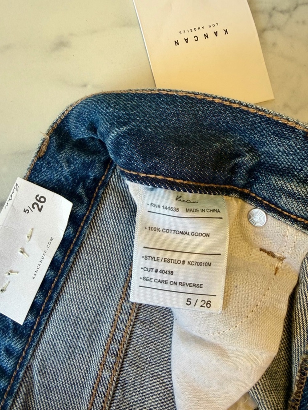 KanCan NWT Distressed Boyfriend Jeans Size 26 Medium Wash Ripped Denim - Picture 4 of 4